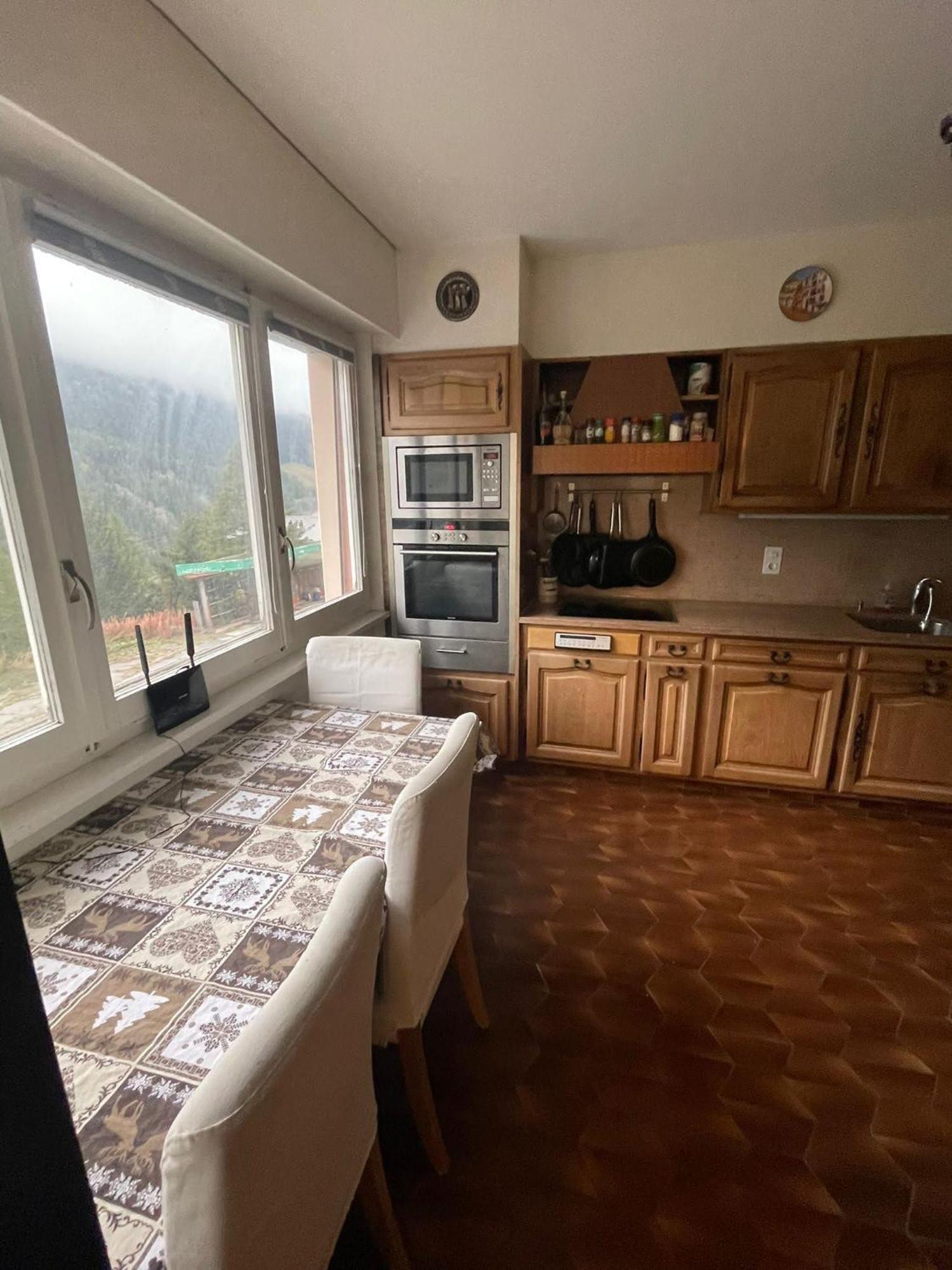 Les Nis Apartment Bourg-Saint-Pierre Exterior photo